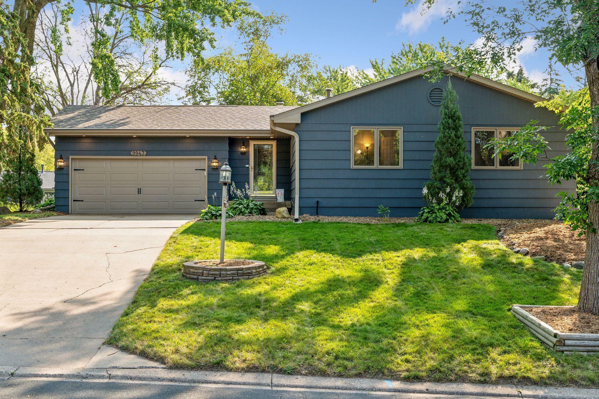 Property Photo:  9943 Kell Avenue S  MN 55437 