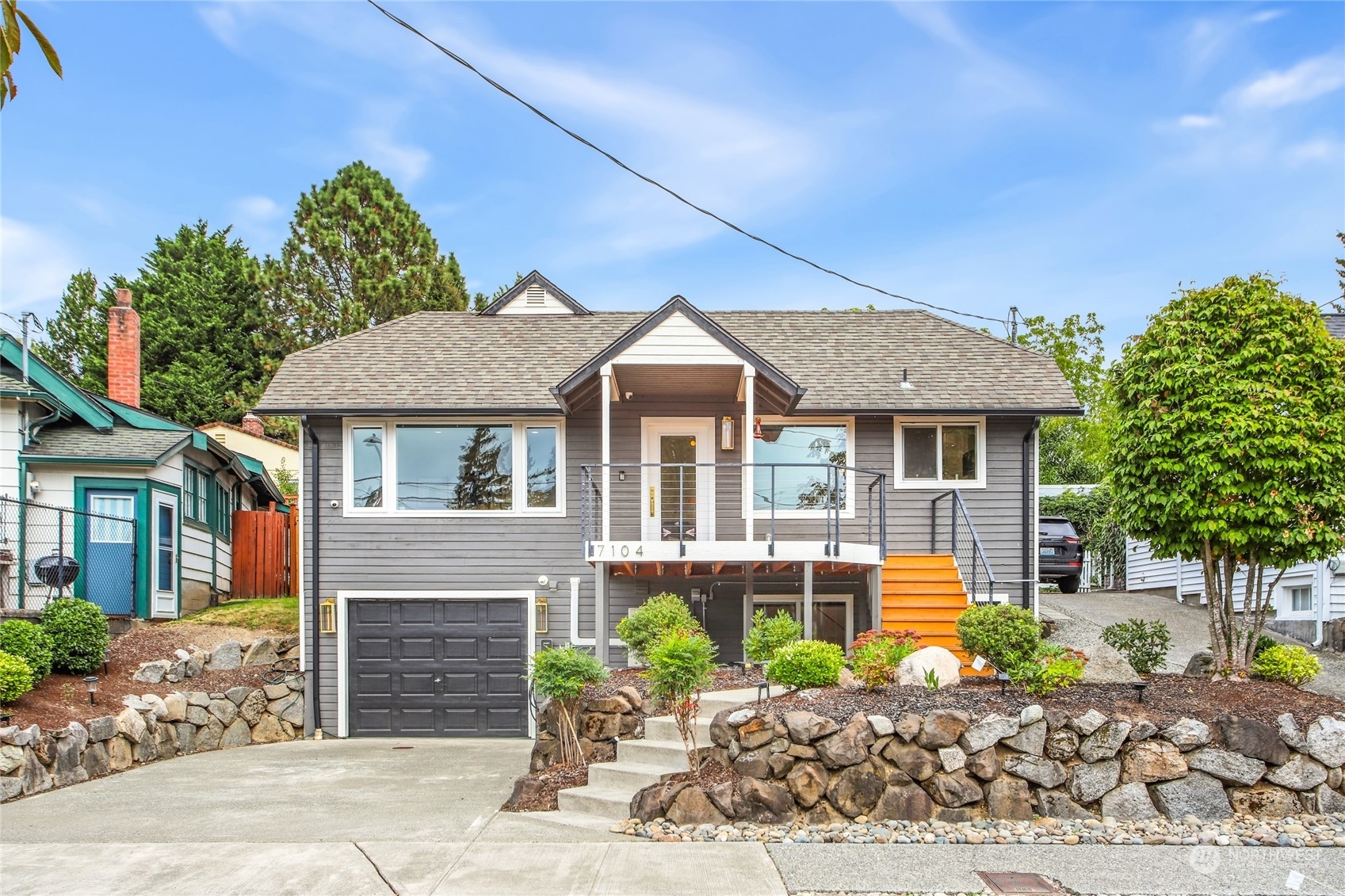 Property Photo:  7104 Woodside Place SW  WA 98136 