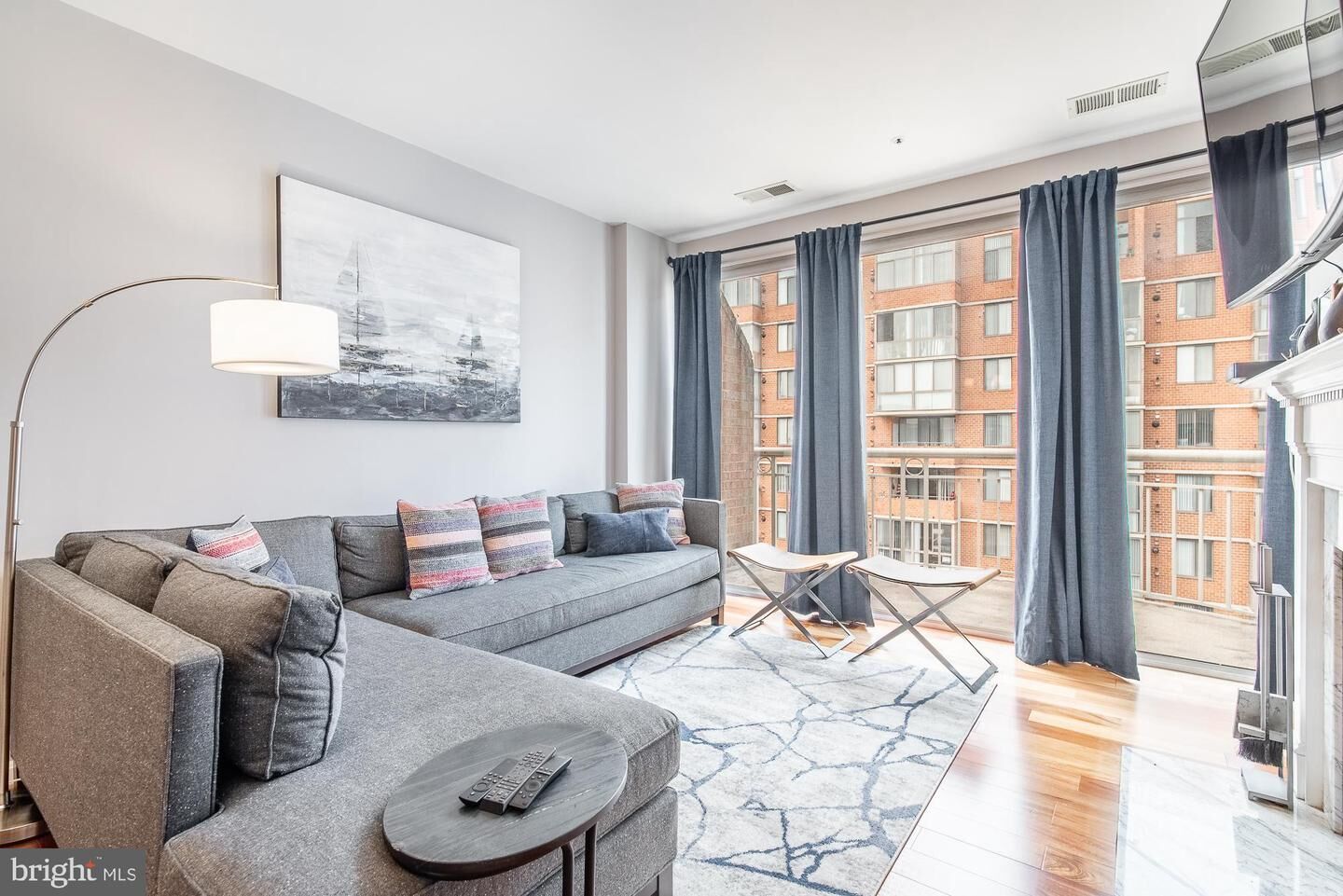 Property Photo:  1200 Braddock Place 806  VA 22314 