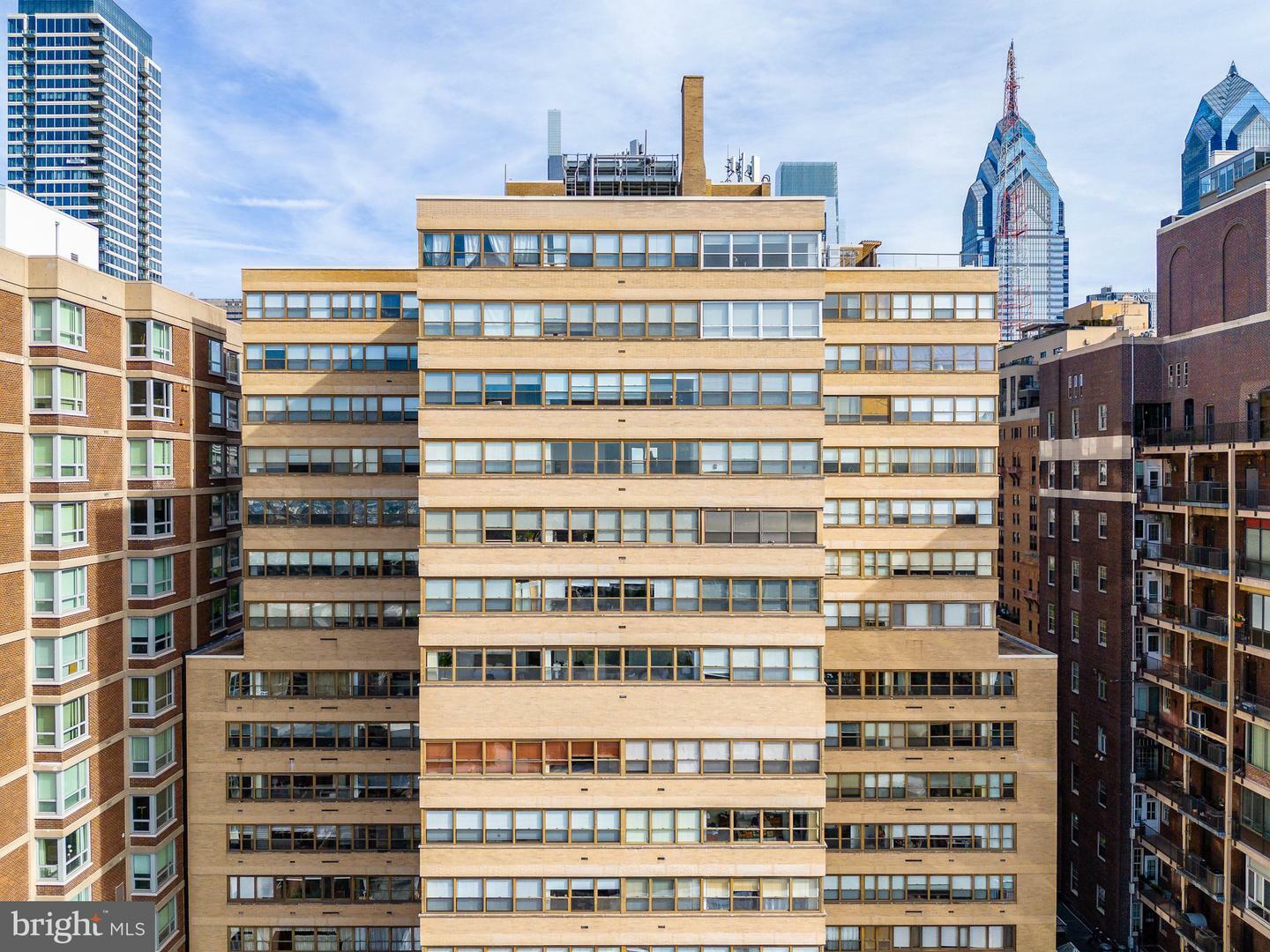 Property Photo:  1810 Rittenhouse Square 18 1807  PA 19103 