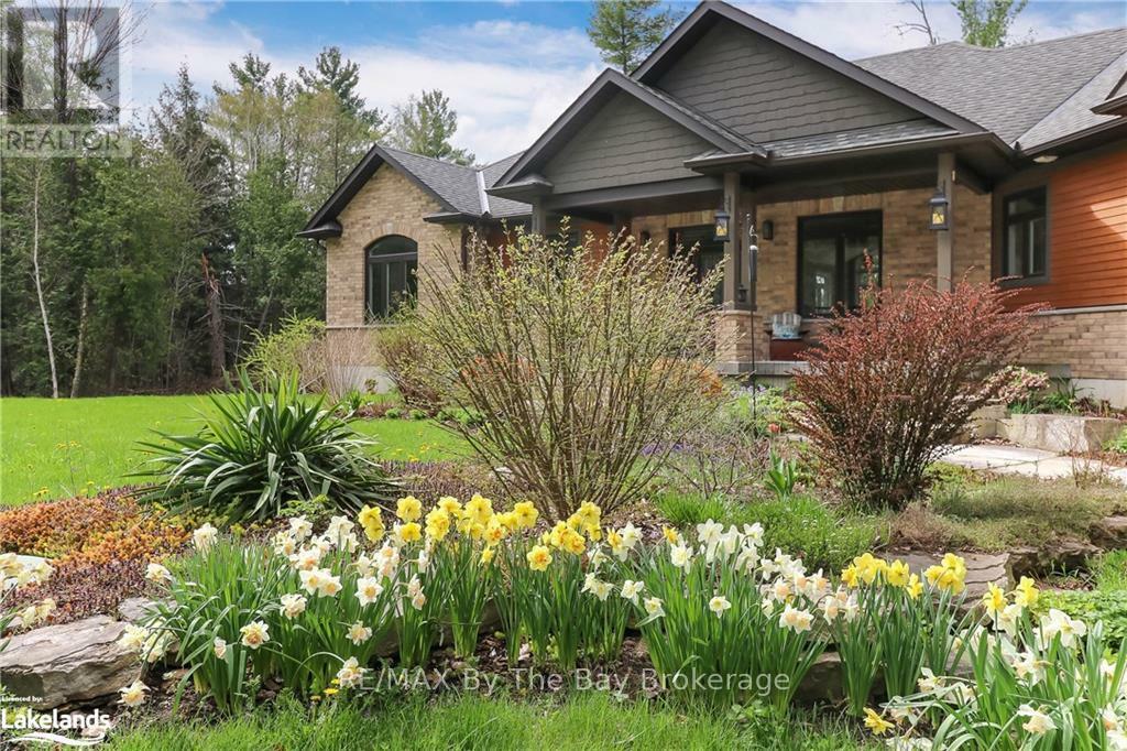 Property Photo:  6169 27/28 Nottawasaga Sideroad  ON L0M 1S0 