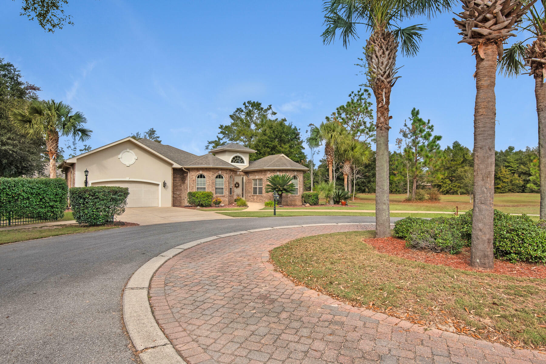 Property Photo:  2952 Chancellor Court  FL 32539 