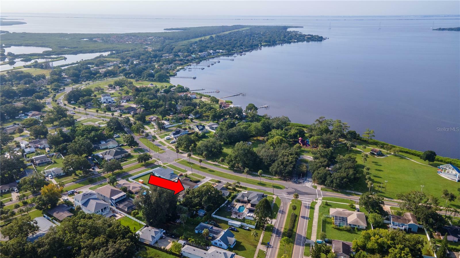 102 Shore Drive W  Oldsmar FL 34677 photo