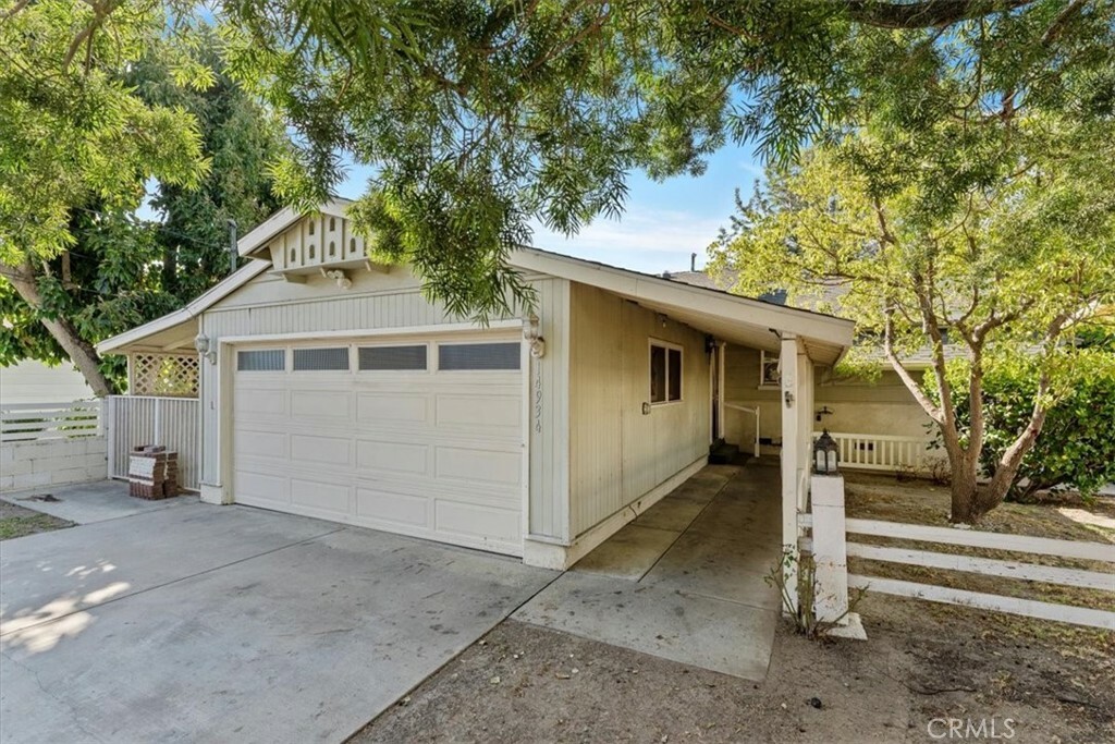 Property Photo:  14934 Martha Street  CA 91411 