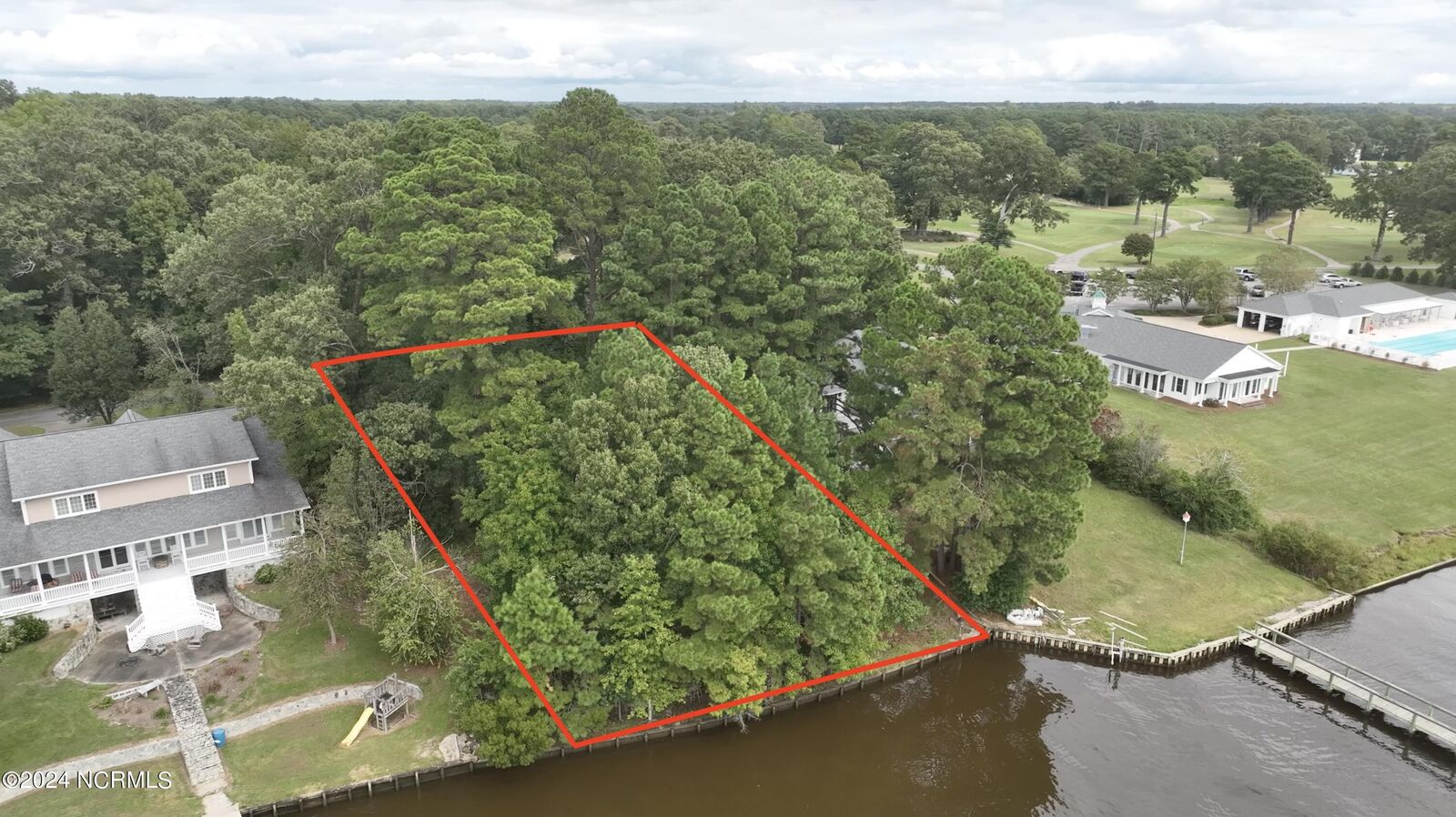 Property Photo:  1107 1 W Sound Shore Drive  NC 27932 