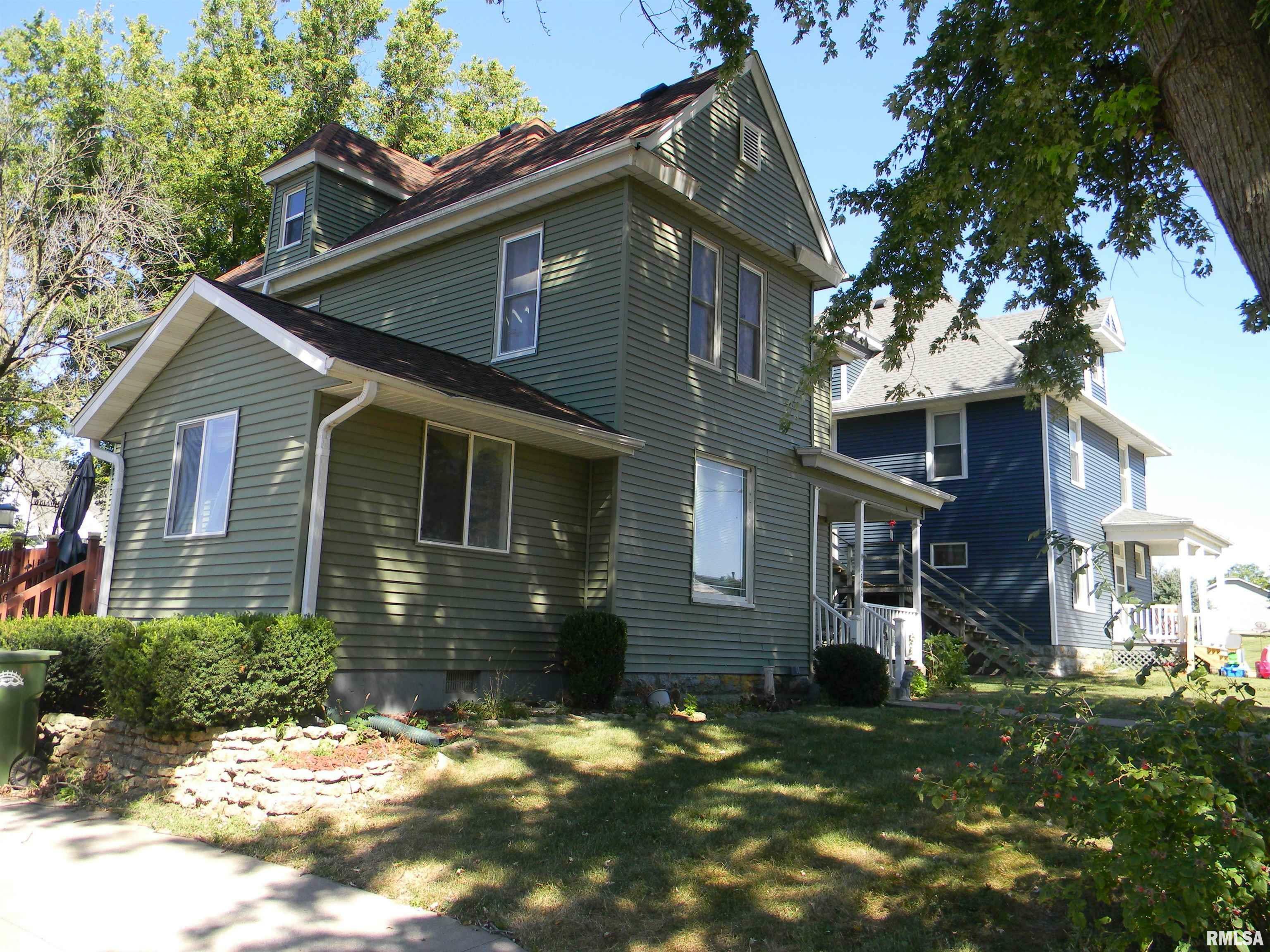 Property Photo:  1954 Glendale Road  IA 52732 