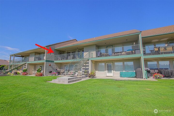 Property Photo:  8997 Crescent Bar Road 226  WA 98848 