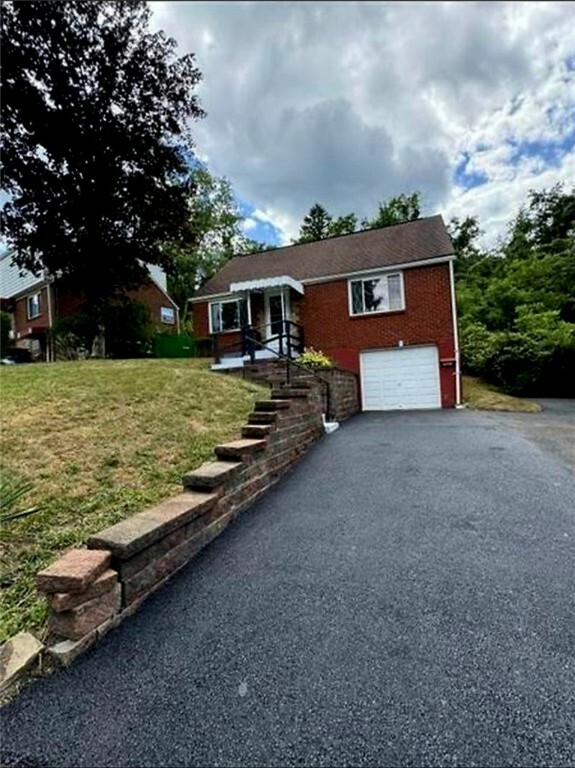 Property Photo:  1216 Universal Rd  PA 15235 