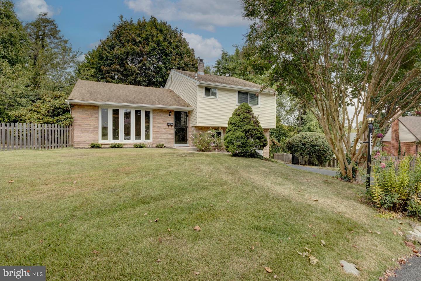 Property Photo:  2415 Devon Lane  PA 19026 