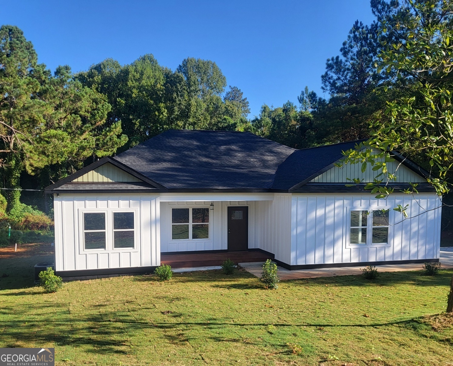 Property Photo: 1409 30th Street AL 36854