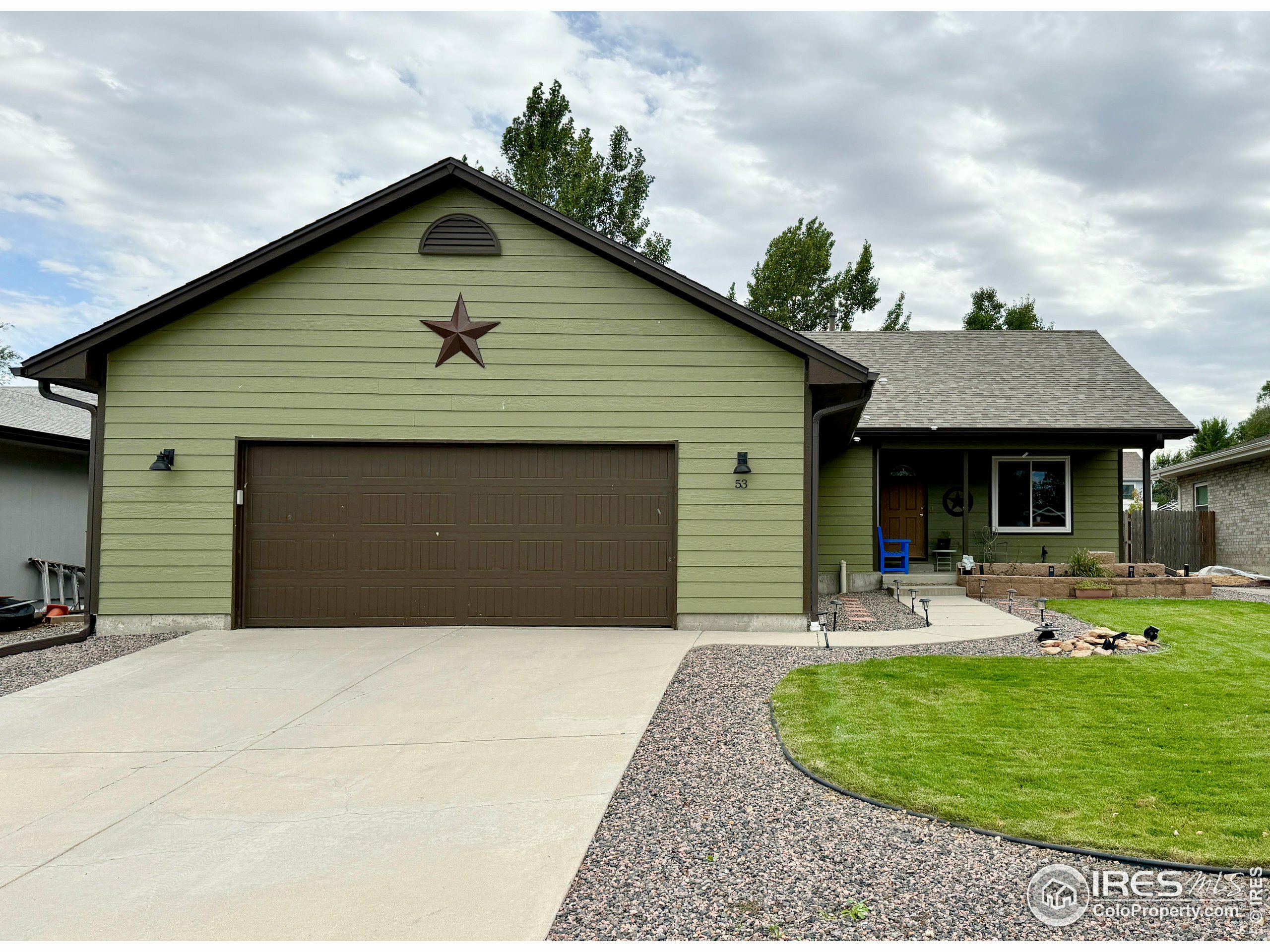 Property Photo:  53 Sunset Ct  CO 80642 