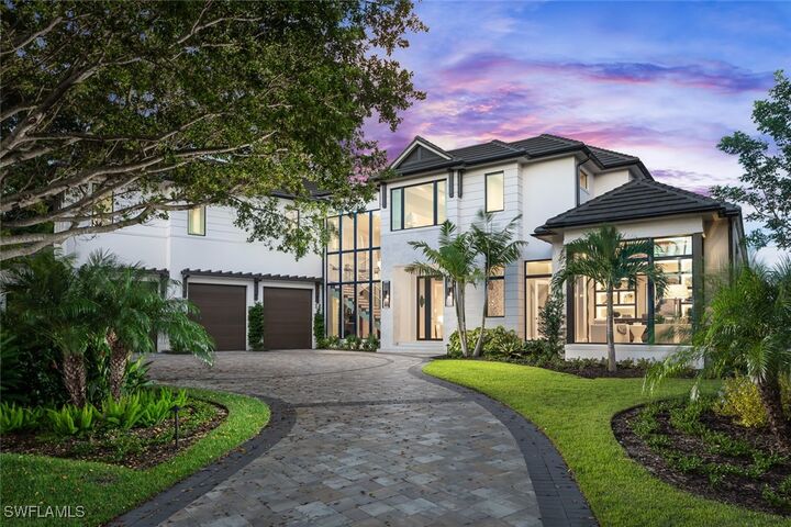 Property Photo: 3131 Gin Lane FL 34102