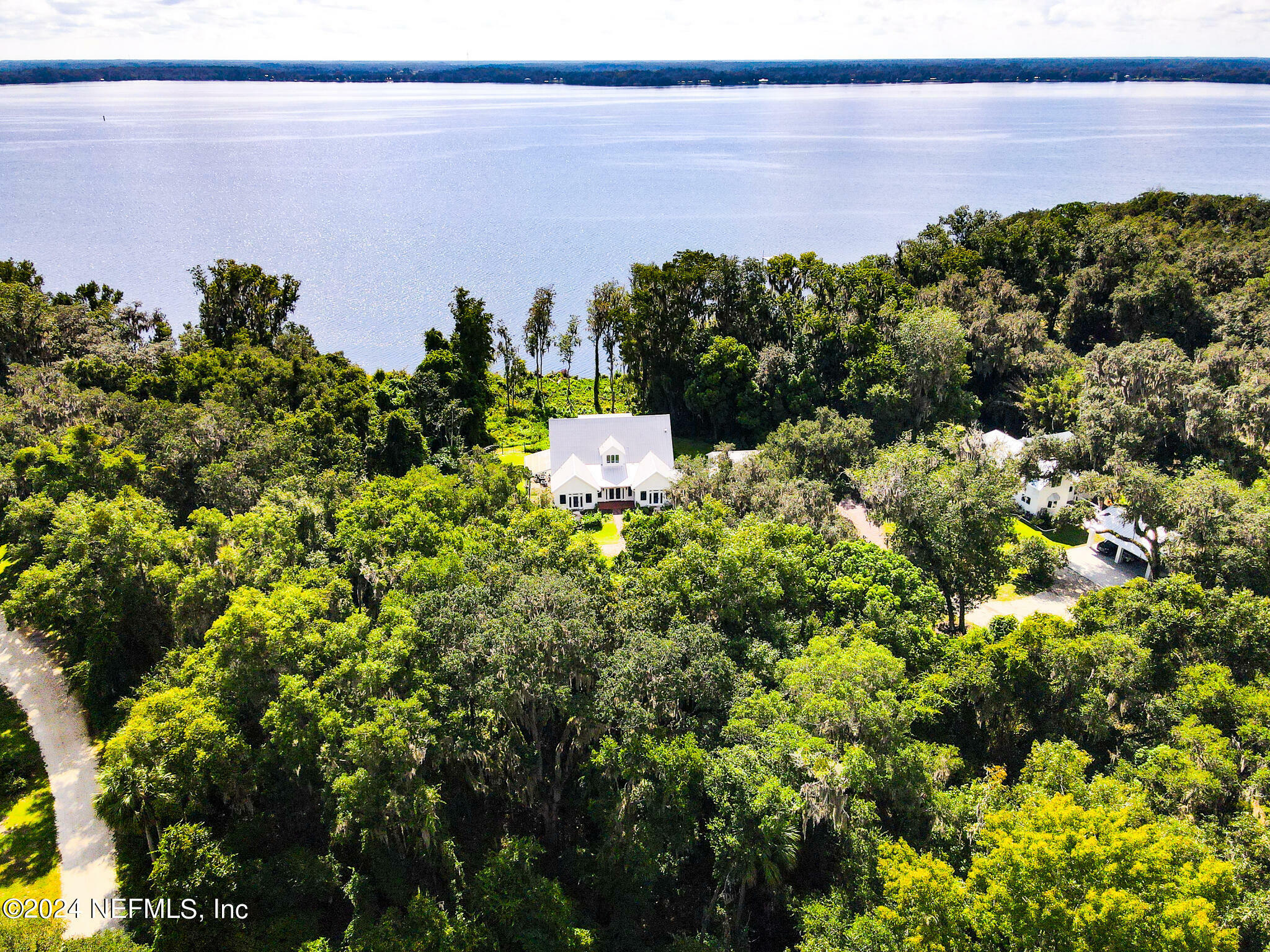 Property Photo:  595 W River Road  FL 32177 