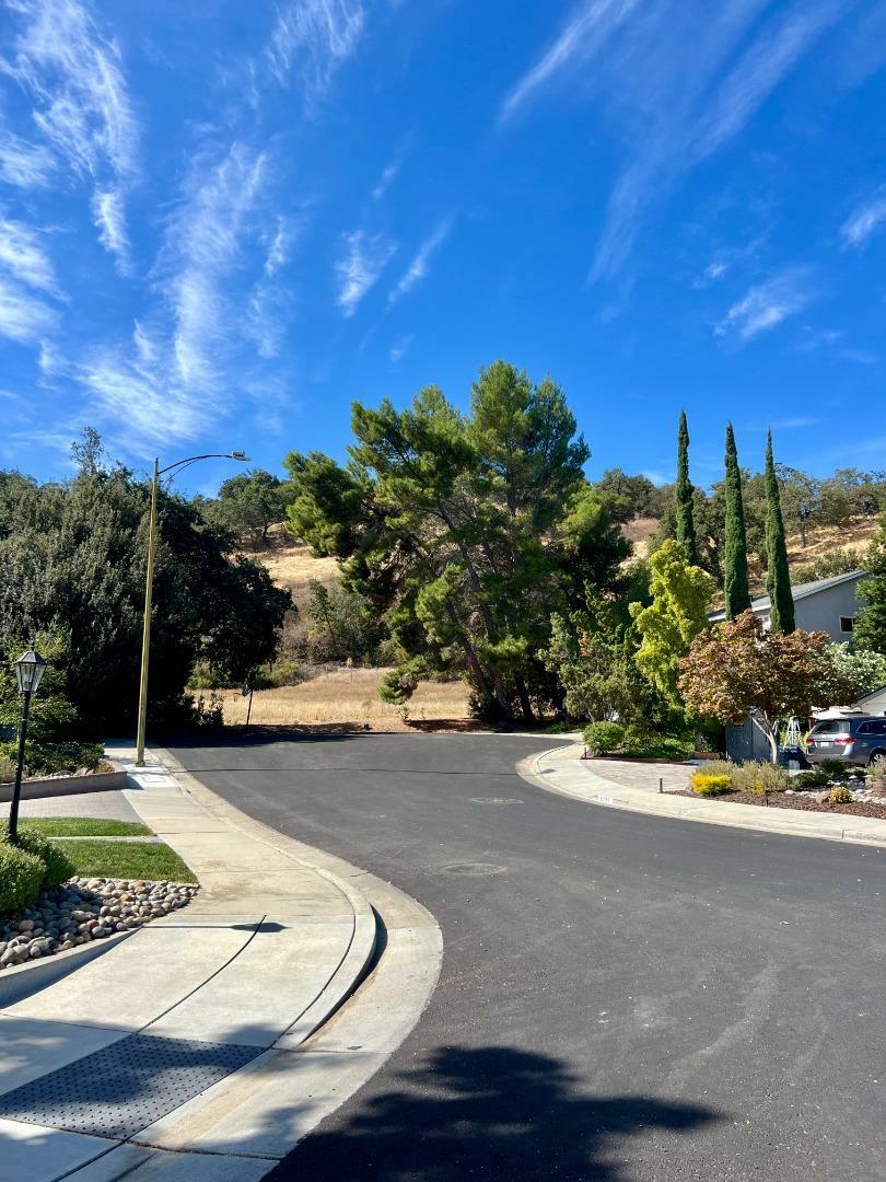 Property Photo:  6213 Valley Glen Court  CA 95123 