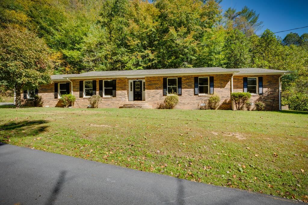Property Photo: 1078 Joe Hollow Road VA 24656