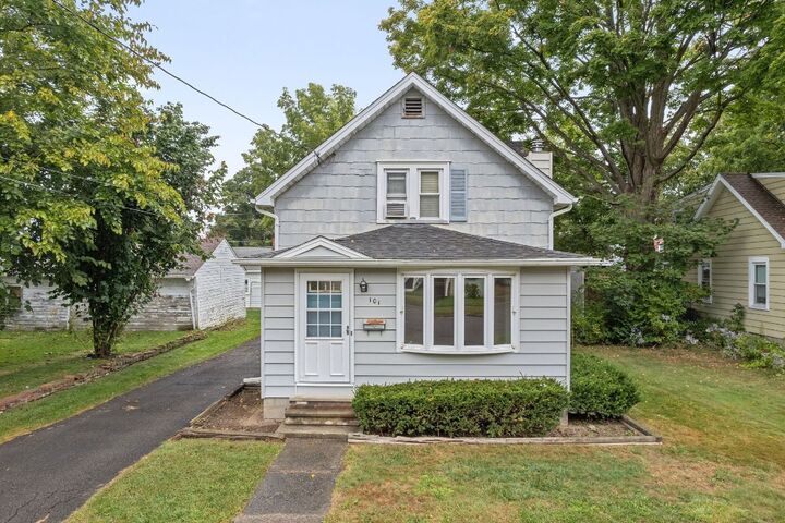 101 Melbourne Street  Vestal NY 13850 photo