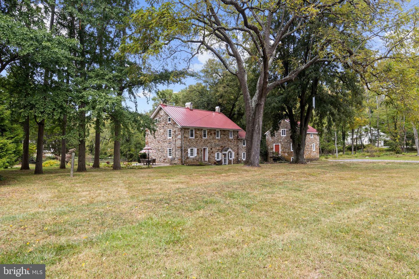 Property Photo:  621 Newcomen Road  PA 19341 