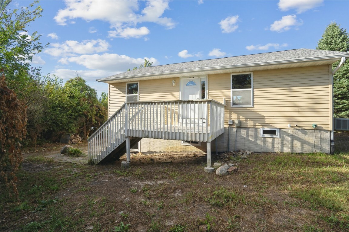 Property Photo:  3176 63rd St Drive  IA 52332 