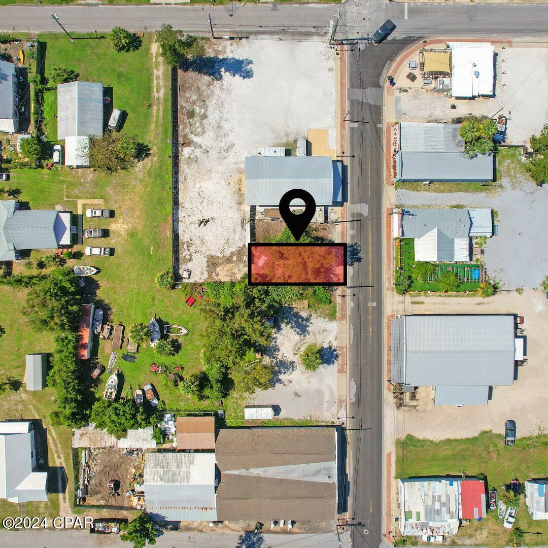 Property Photo:  2124 E 3rd Street  FL 32401 