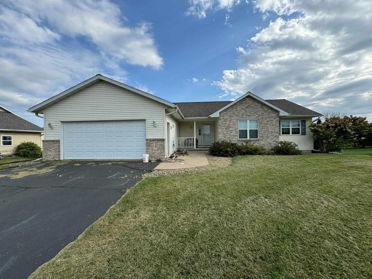 Property Photo: 1421 Delmore Drive WI 54452