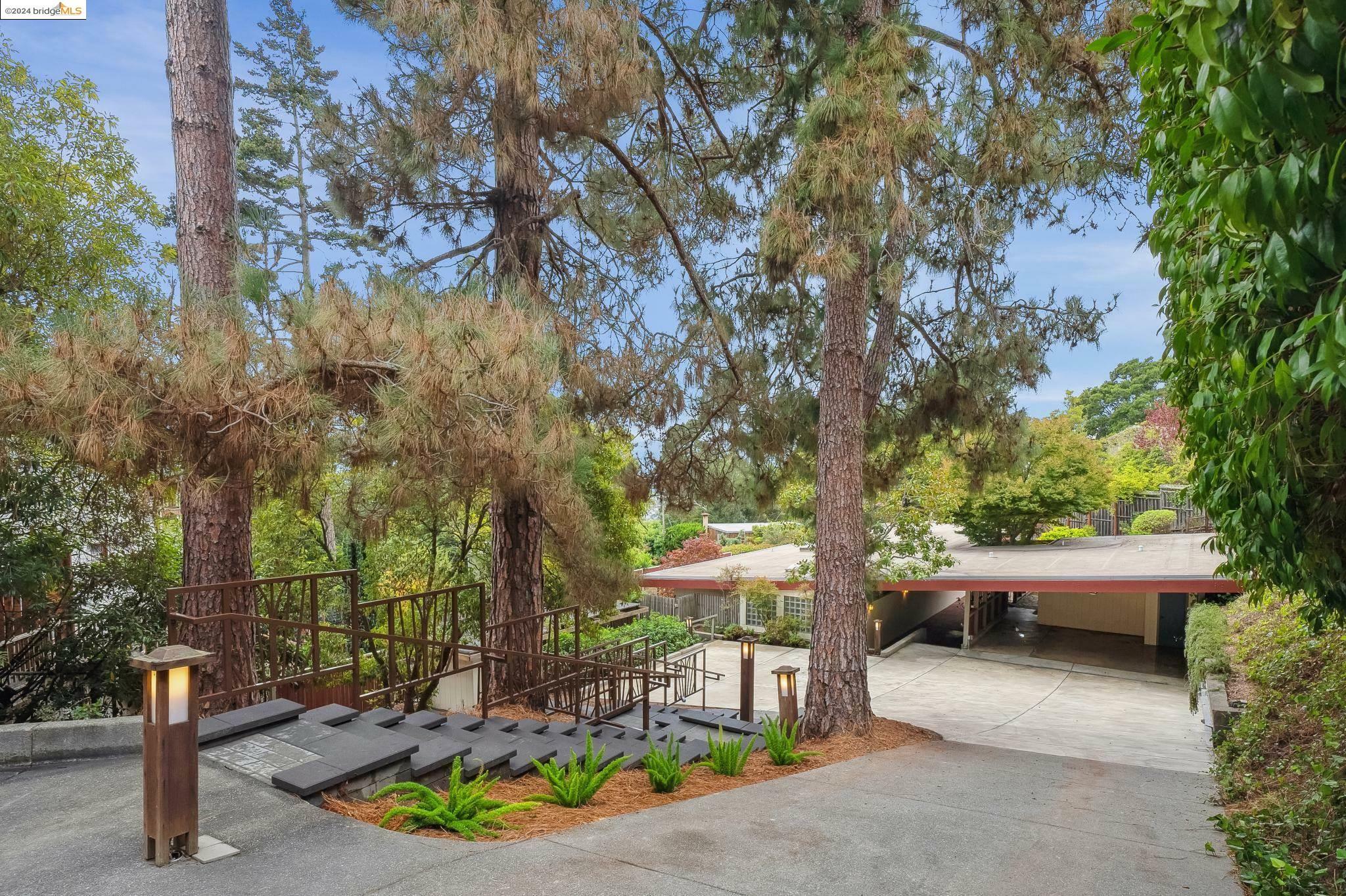 Property Photo:  46 Highgate Rd  CA 94707 