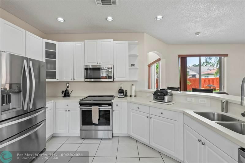 Property Photo:  19075 NW 23rd St  FL 33029 