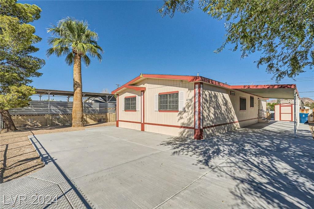 2244 Tomlinson Lane  Las Vegas NV 89156 photo