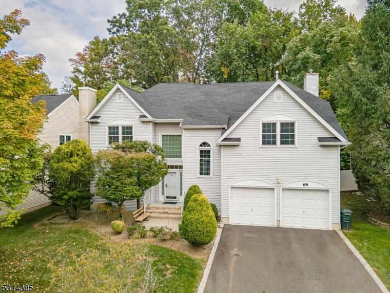 Property Photo:  68 Clydesdale Rd  NJ 07076 