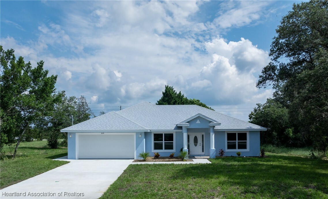 1690 W Batavia Road  Avon Park FL 33825 photo