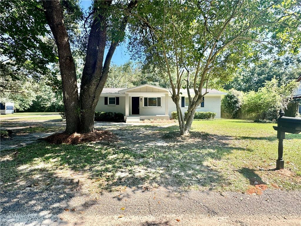 Property Photo:  278 5th Avenue  AL 36603 