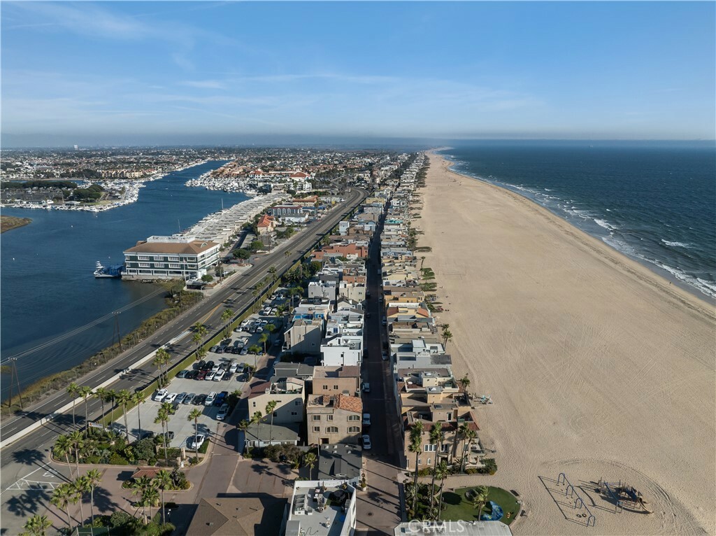 Property Photo:  52 Surfside Avenue A  CA 90743 