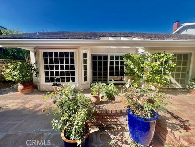 Property Photo:  10 Rimrock  CA 92603 