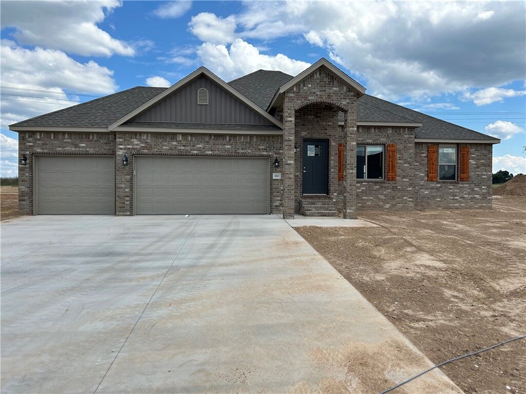 Property Photo: 2012 Dobbs Street AR 72751