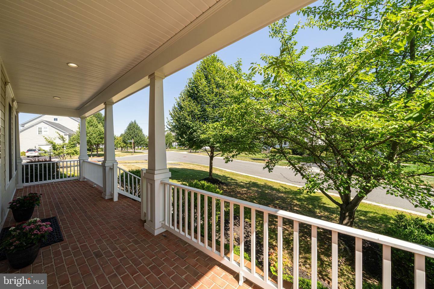 Property Photo:  23700 Sweetbells Court  VA 20148 