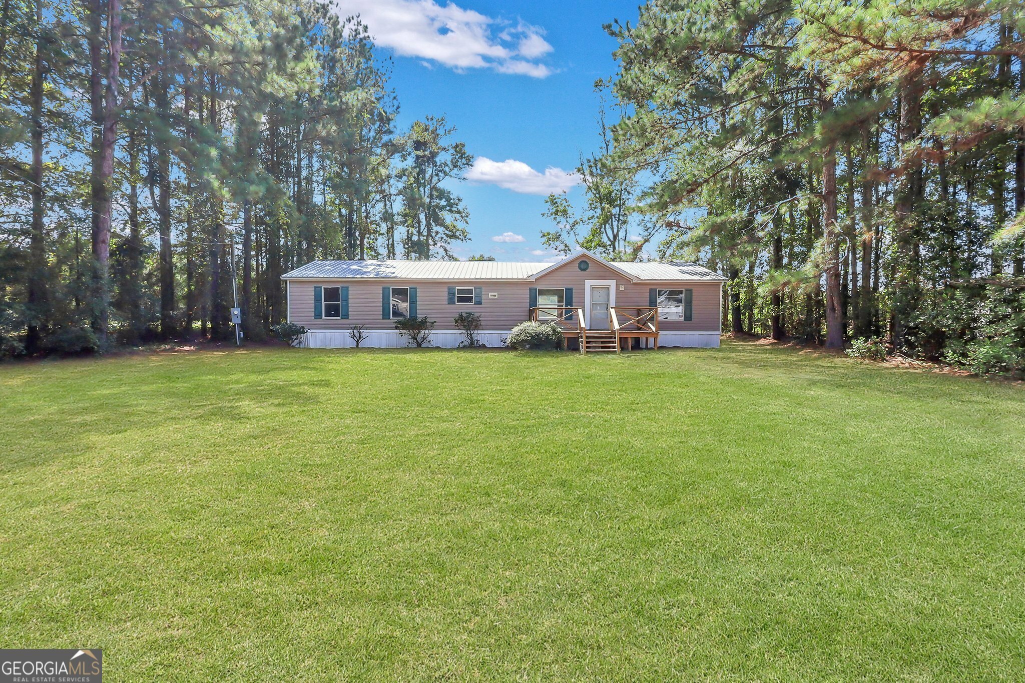 Property Photo:  21 Barn Road Circle  GA 31545 