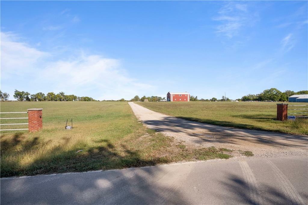 Property Photo:  4422 Cr 4300 Road  KS 67301 