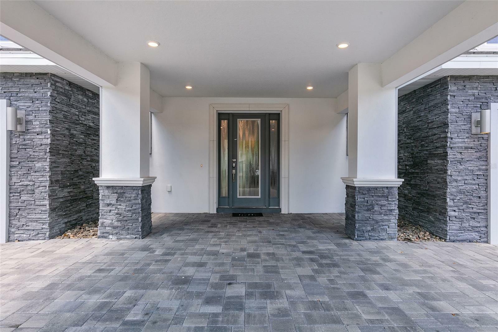 Property Photo: 784 Desert Mountain Court FL 34747