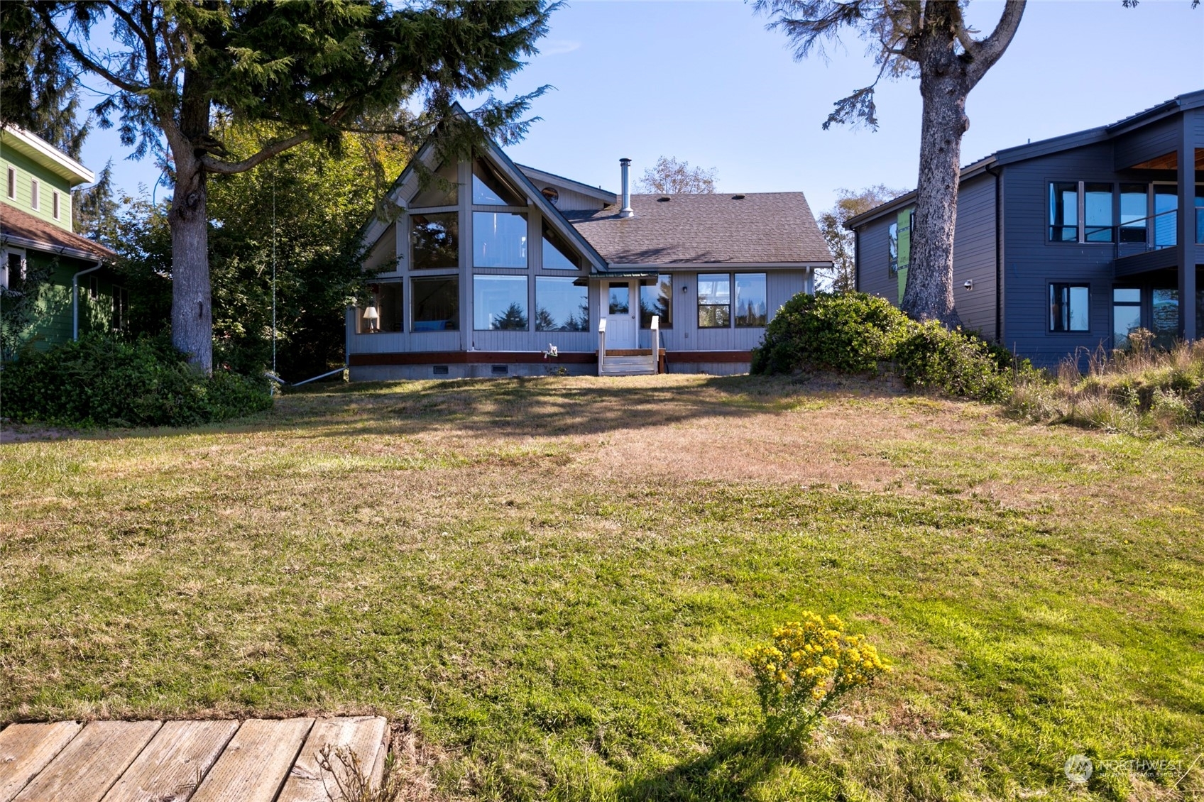 Property Photo:  281 Glacier Court SE  WA 98569 