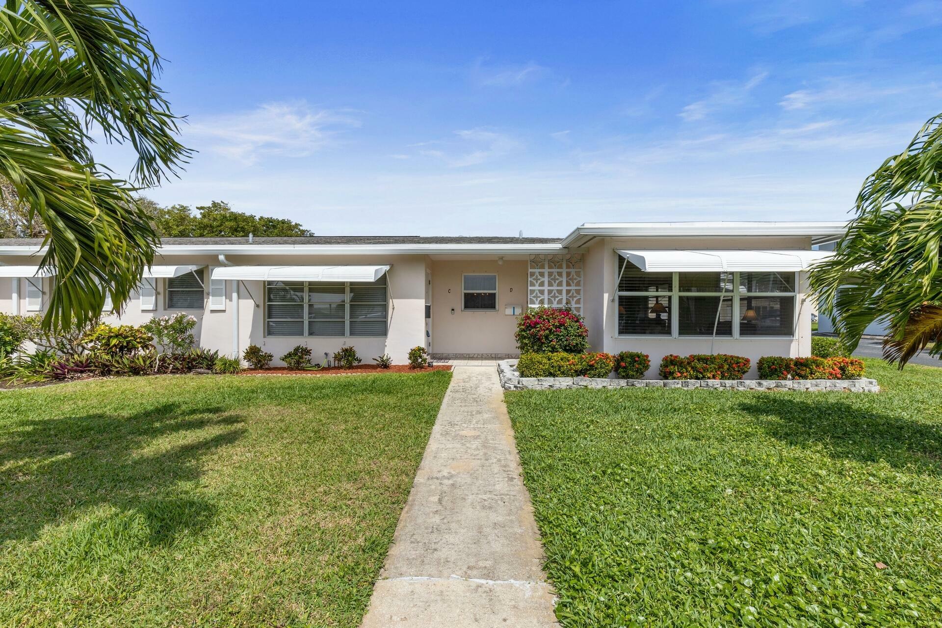 Property Photo:  135 South Boulevard  FL 33435 