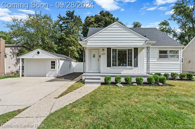 Property Photo:  23256 Violet Street  MI 48336 