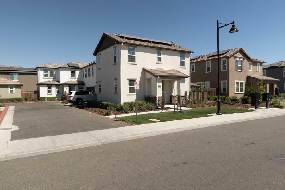 Property Photo:  2049 Daimler Street  CA 95330 