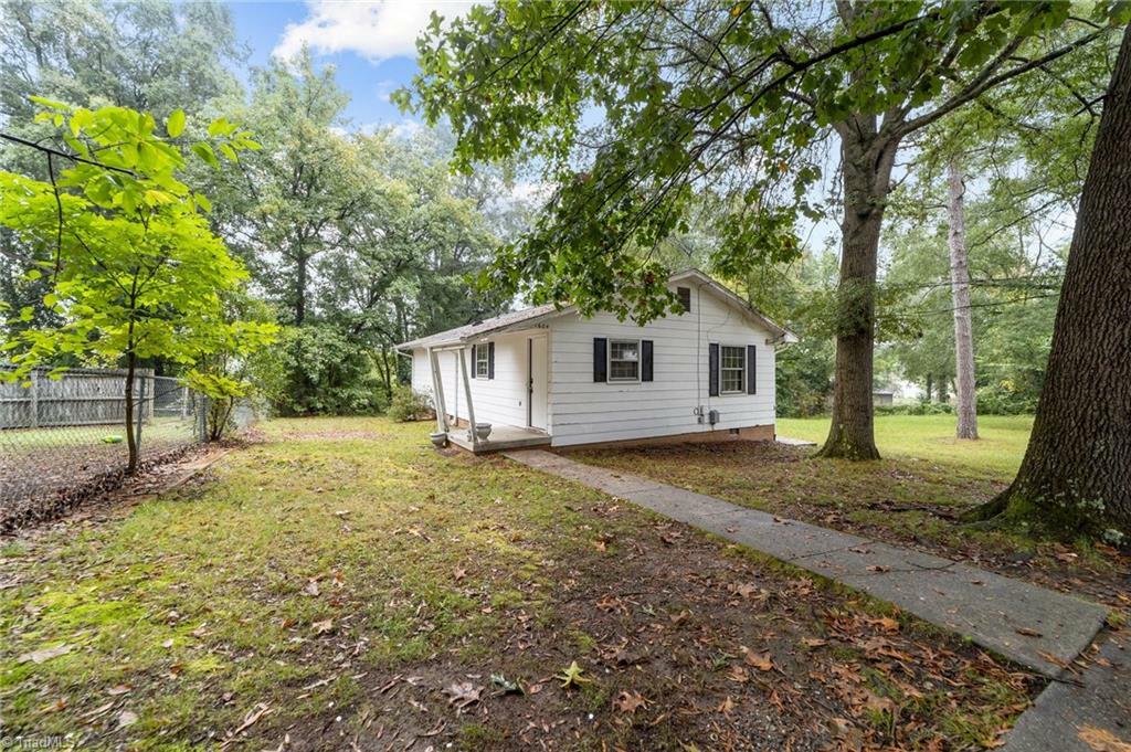 1604 Orlando Street  Greensboro NC 27406 photo