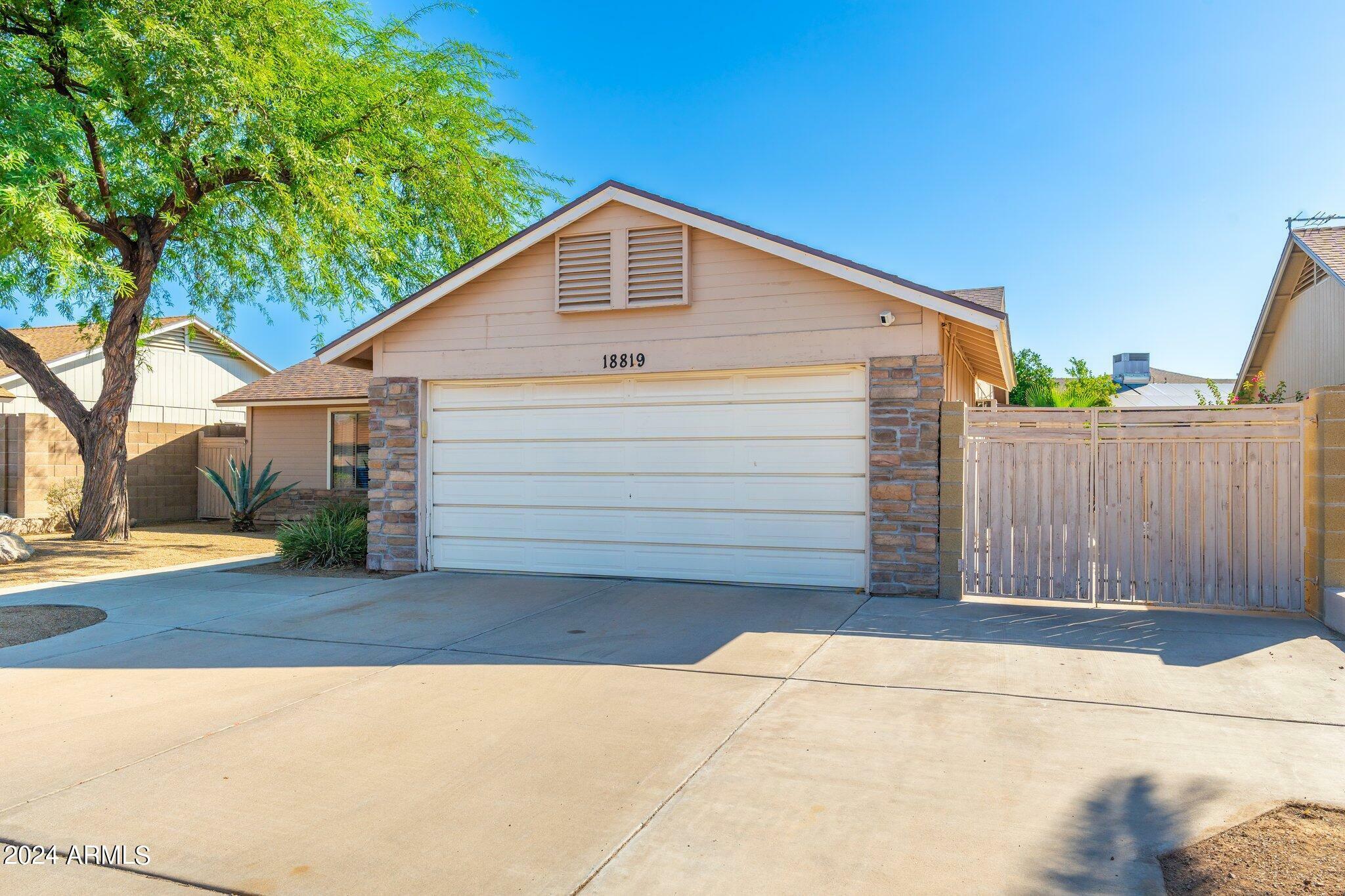 Property Photo:  18819 N 3rd Drive  AZ 85027 