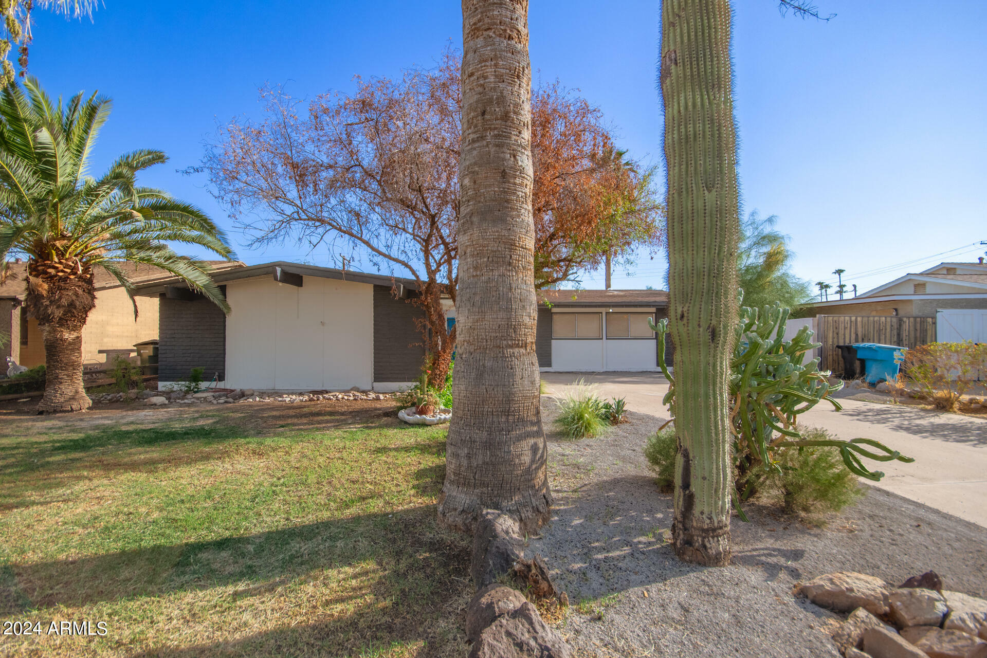 Property Photo:  6269 W Highland Avenue  AZ 85033 