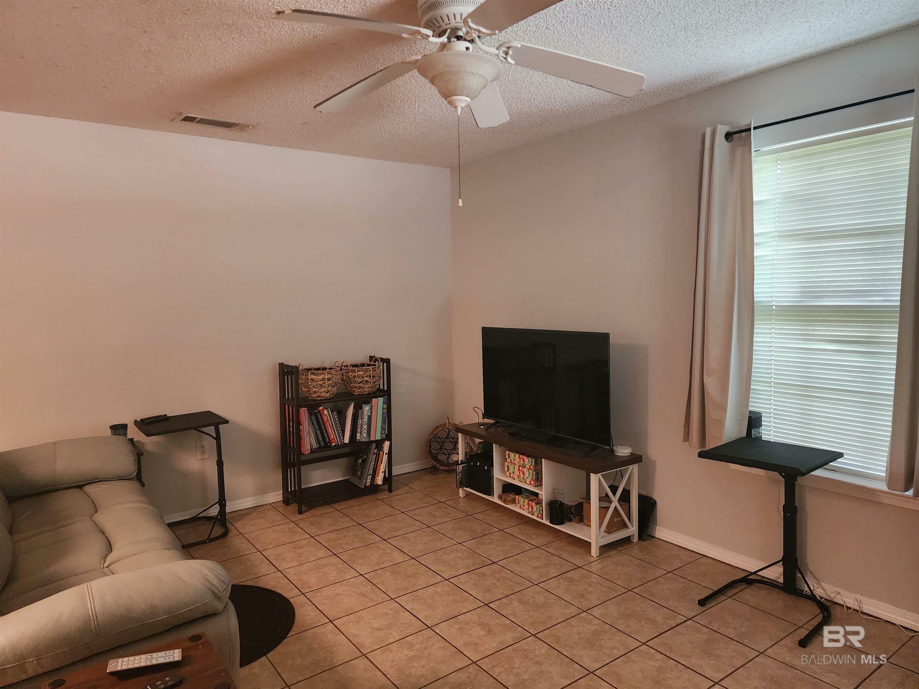 Property Photo:  1322 Patton Drive  FL 32507 