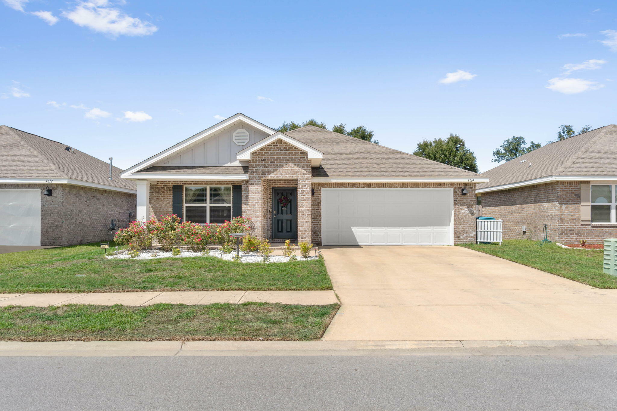 Property Photo:  4614 Honor Guard Way  FL 32539 