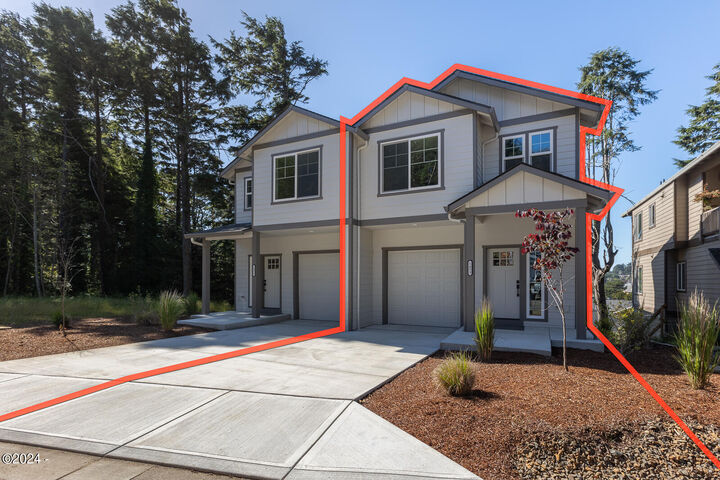 Property Photo:  1453 SE Marine Ave  OR 97367 