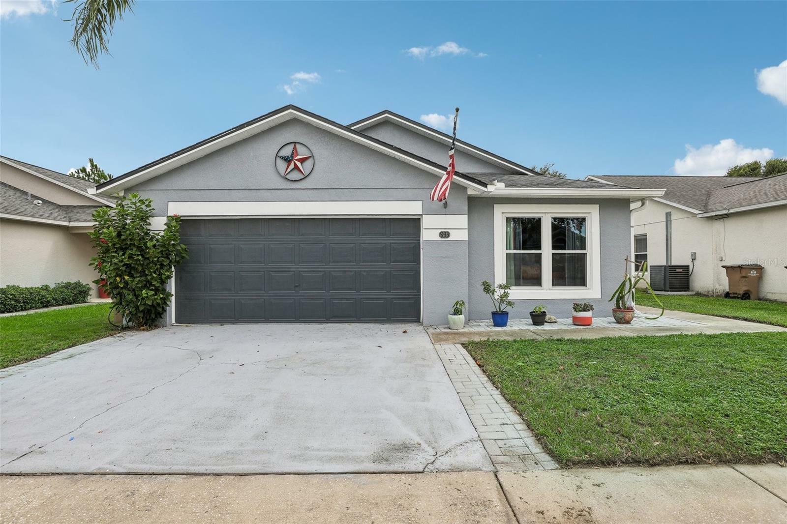 Property Photo:  933 Clear Creek Circle  FL 34714 