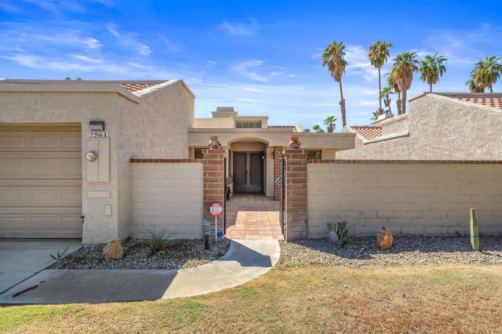 Property Photo:  7561 Paseo Azulejo  CA 92264 