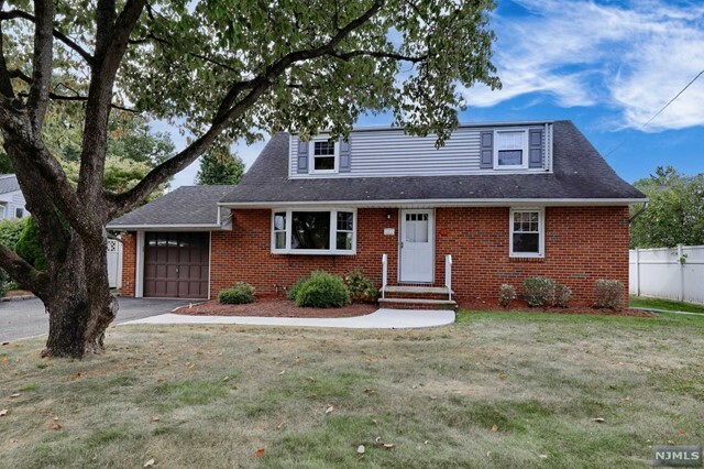 Property Photo:  11 Hartland Avenue  NJ 07630 